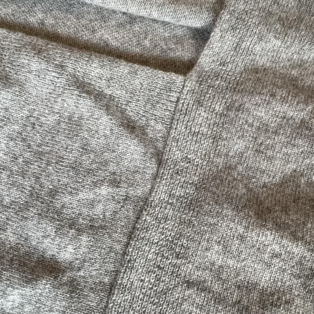 Amicale Sweater Womens One Size Gray 100% Cashmere Cape Poncho Knit Pullover NWT - Picture 6 of 8
